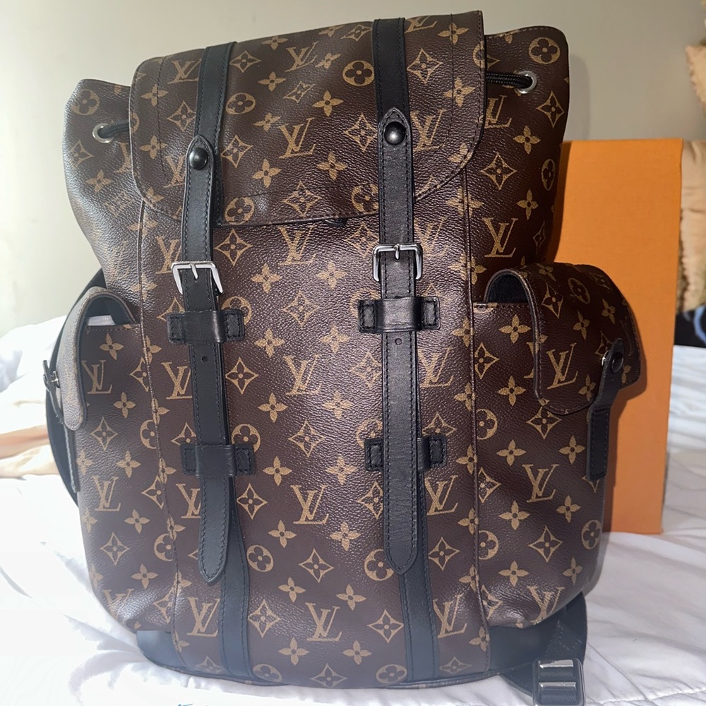 LOUIS VUITTON CHRISTOPHER BACKPACK 🎒